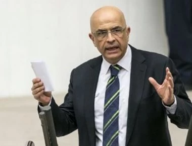 Τουρκία: Πέντε χρόνια φυλάκιση γιατί έδωσε βίντεο που αποδείκνυε ότι η ΜΙΤ εξόπλιζε την ISIS